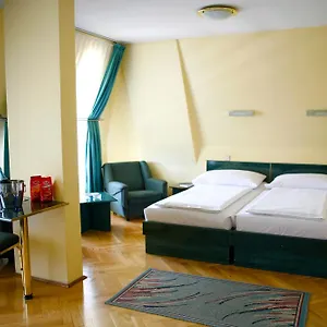 Отель Bara