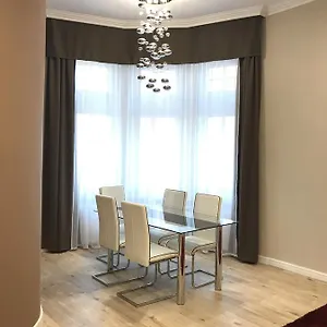  Apartman Gozsdu Glamour