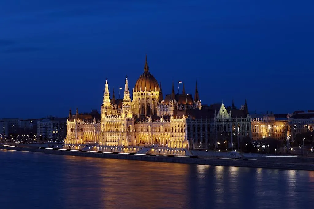 ****  Boutique Hotel Victoria Будапешт Венгрия