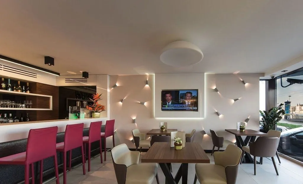 Boutique Hotel Victoria Будапешт